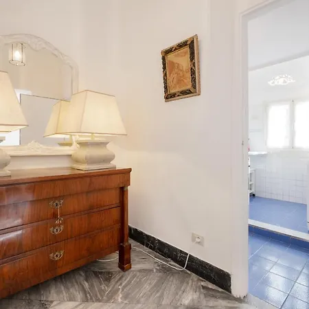 Lovely Flat W/terrace Few Steps From Spanish Steps *