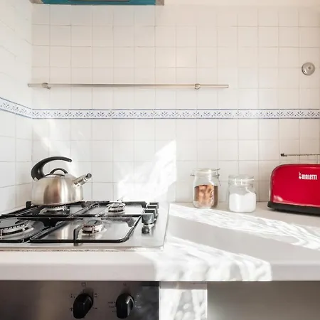 アパート Lovely Flat W/terrace Few Steps From Spanish Steps ローマ