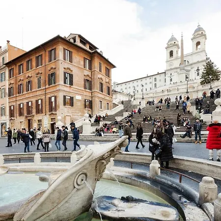 Lovely Flat W/terrace Few Steps From Spanish Steps